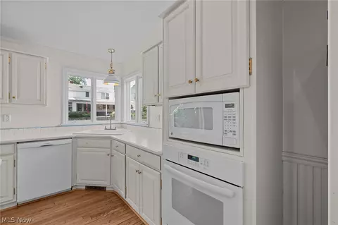 Kitchen - 411 Gateway Blvd, Huron, OH 44839 photo 2 of 5