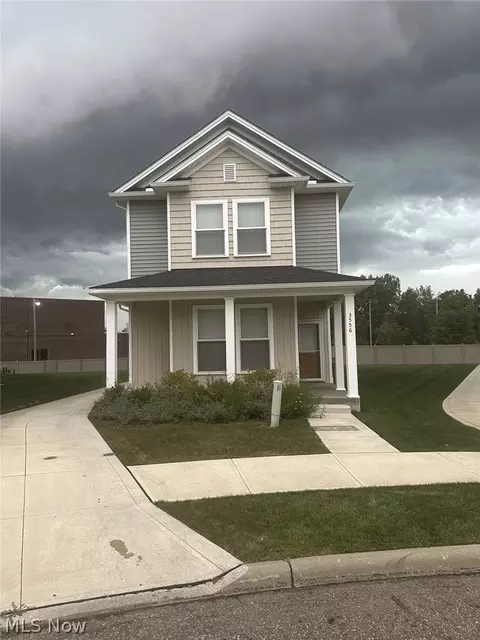 3556 Gerome Ct, Cleveland, OH 44105