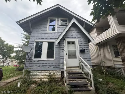 3303 W 123rd St, Cleveland, OH 44111