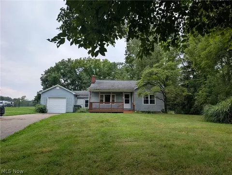 8734 Traphagen St NW, Massillon, OH 44646