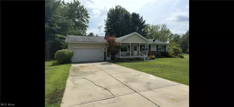 1080 Portage Easterly Rd, Cortland, OH 44410