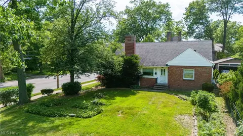 2140 Lamberton Rd, Cleveland Heights, OH 44118