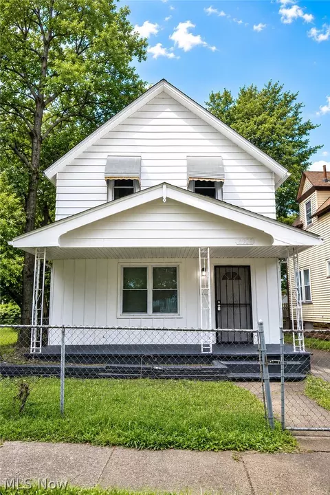 7410 Neville Ave, Cleveland, OH 44102