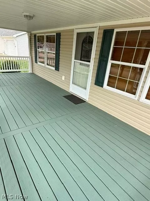 Exterior - 324 Gemini Dr, Dover, OH 44622 photo 2 of 4