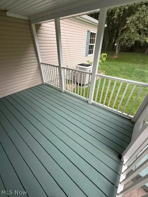 Exterior - 324 Gemini Dr, Dover, OH 44622 photo 3 of 4