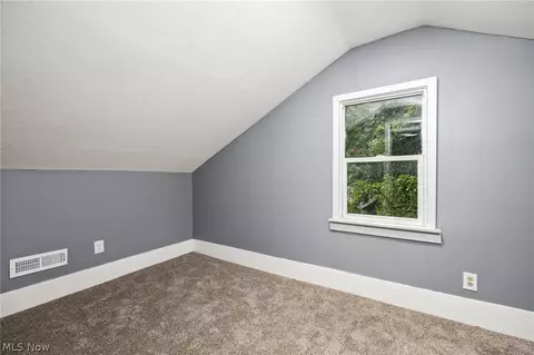Bedroom - 38867 Butternut Ridge Rd, Elyria, OH 44035 photo 5 of 5