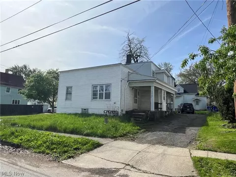 4500 W 39th St, Cleveland, OH 44109