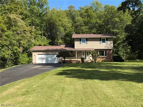 9059 E Mountain View Dr, Chardon, OH 44024 photo 32