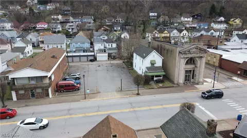 800 Main St, Follansbee, WV 26037