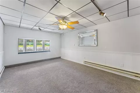Living - 658 Beech Ave, Boardman, OH 44512 photo 6 of 7