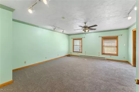 Living - 658 Beech Ave, Boardman, OH 44512 photo 7 of 7