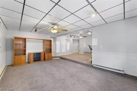 Living - 658 Beech Ave, Boardman, OH 44512 photo 5 of 7