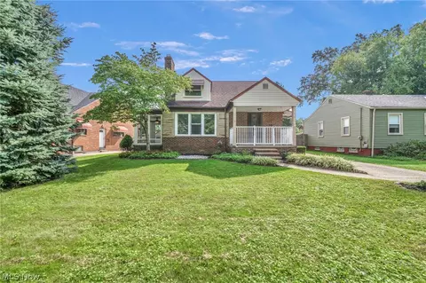 4051 Riveredge Rd, Cleveland, OH 44111
