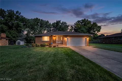 7768 Pamela Dr, North Royalton, OH 44133