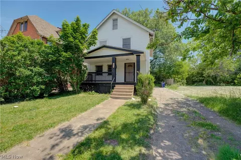 3241 E 116th St, Cleveland, OH 44120