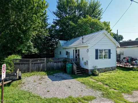 919 15th St, Parkersburg, WV 26101