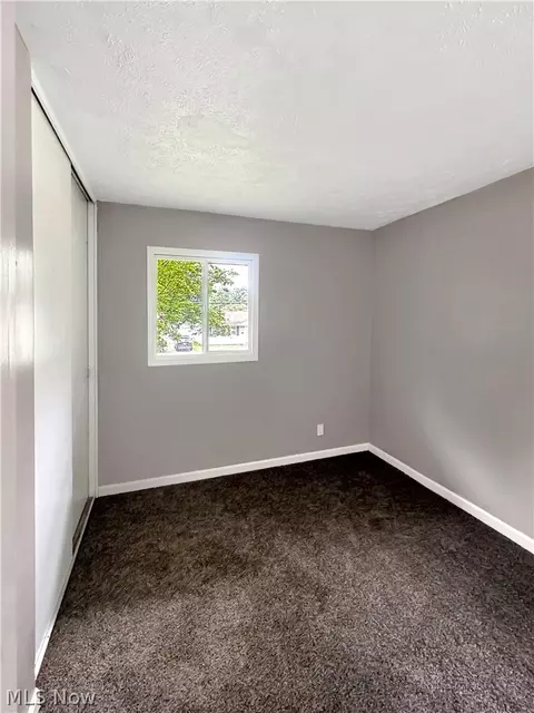 Bedroom - 919 Kickapoo Ave, Akron, OH 44305 photo 4 of 4