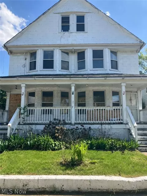 10524 Helena Ave, Cleveland, OH 44108