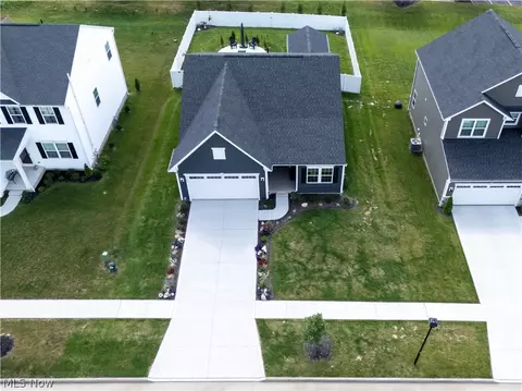 1163 Jesse Owens Dr, Wooster, OH 44691