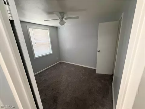 471 Clearview Dr, Euclid, OH 44123 photo 3