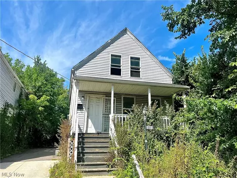 10911 Hulda Ave, Cleveland, OH 44104