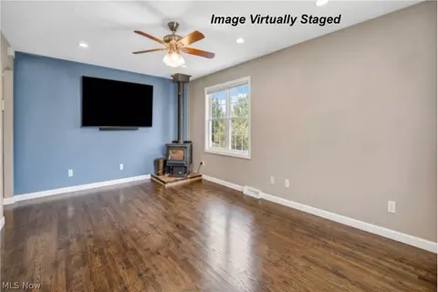 977 Lloyd Rd, Wickliffe, OH 44092 photo 6