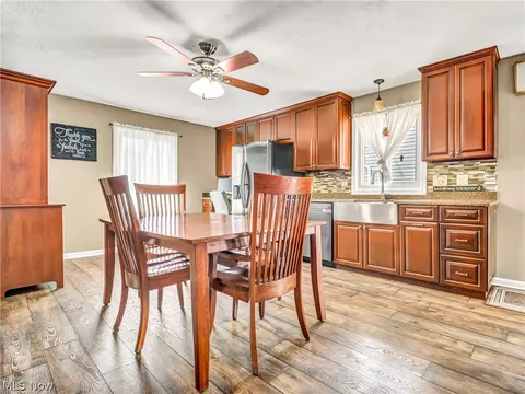 977 Lloyd Rd, Wickliffe, OH 44092 photo 10