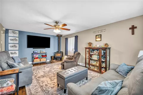 977 Lloyd Rd, Wickliffe, OH 44092 photo 7