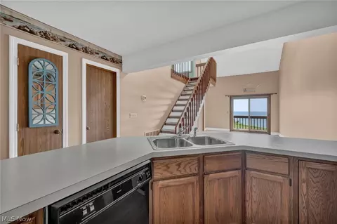Kitchen - 6035 Lake Rd W #234, Ashtabula, OH 44004 photo 1 of 4