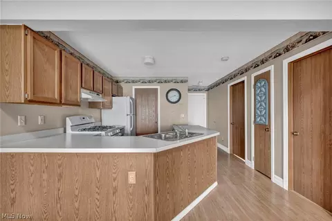 Entry Way - 6035 Lake Rd W #234, Ashtabula, OH 44004 photo 1 of 1