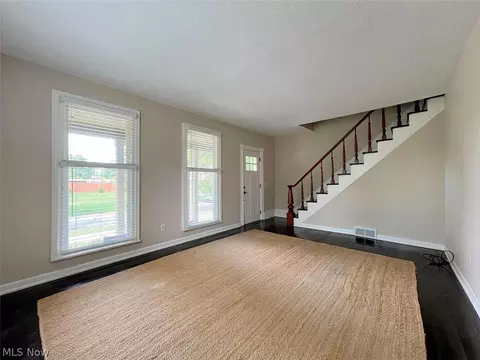 Living - 224 6th St, Elyria, OH 44035 photo 1 of 4