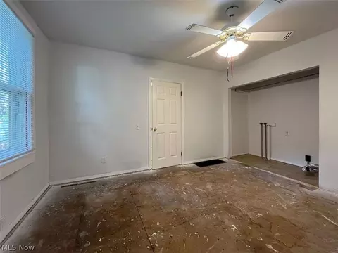 Bedroom - 224 6th St, Elyria, OH 44035 photo 6 of 6