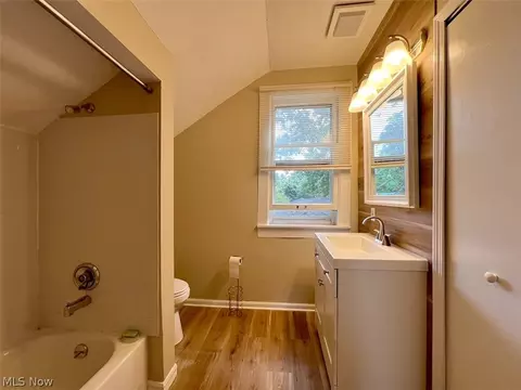 Bath - 224 6th St, Elyria, OH 44035 photo 1 of 2