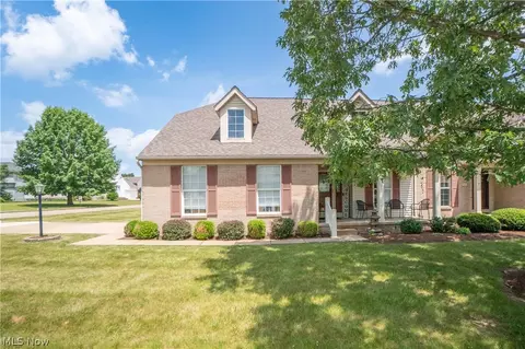 1643 Southpointe Cir NE, Canton, OH 44714
