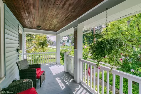 Exterior - 37841 2nd St, Willoughby, OH 44094 photo 5 of 9