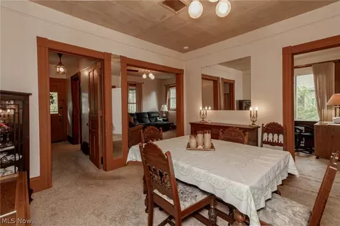 Dining - 37841 2nd St, Willoughby, OH 44094 photo 1 of 3