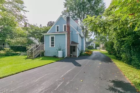 Exterior - 37841 2nd St, Willoughby, OH 44094 photo 3 of 9