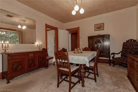 Dining - 37841 2nd St, Willoughby, OH 44094 photo 2 of 3