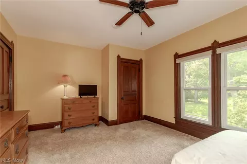 Bedroom - 37841 2nd St, Willoughby, OH 44094 photo 3 of 6