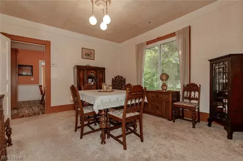 Dining - 37841 2nd St, Willoughby, OH 44094 photo 3 of 3