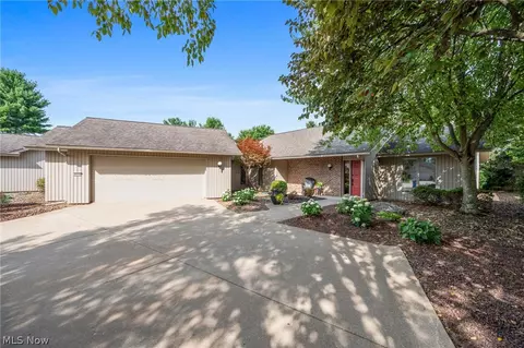33133 Sandpiper Ct, North Ridgeville, OH 44039