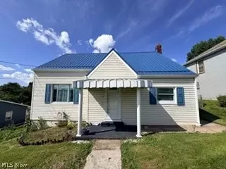 114 S 14th St, Weirton, WV 26062
