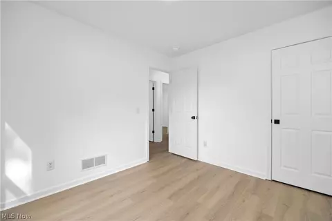 121 Parmely Ave, Elyria, OH 44035 photo 18