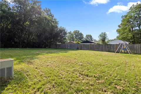 121 Parmely Ave, Elyria, OH 44035 photo 30