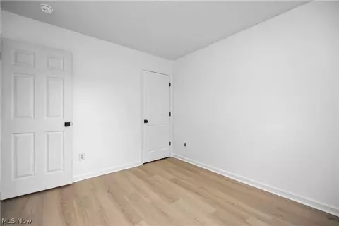 121 Parmely Ave, Elyria, OH 44035 photo 17