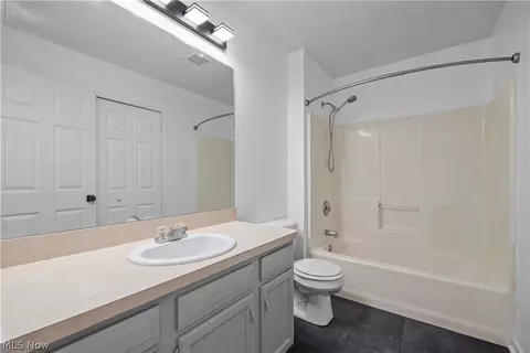 121 Parmely Ave, Elyria, OH 44035 photo 14