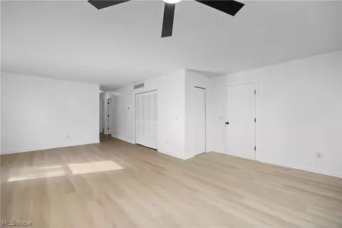 121 Parmely Ave, Elyria, OH 44035 photo 6