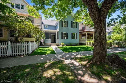 1852 W 47th St, Cleveland, OH 44102