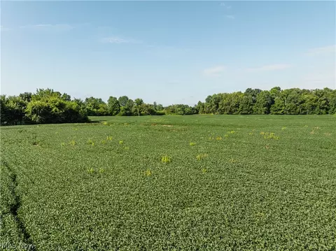 Perry Road, Centerburg, OH 43011