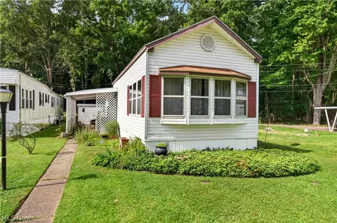 1219 Pasadena Blvd NW, North Canton, OH 44720
